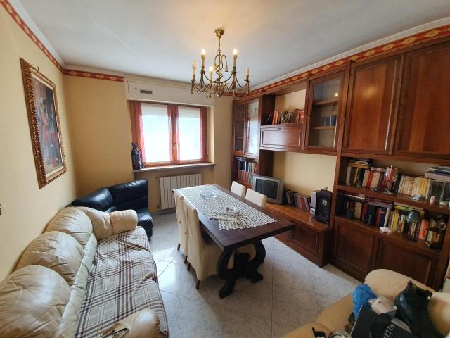 Via Saragat 3/2 quadrilocale 102mq