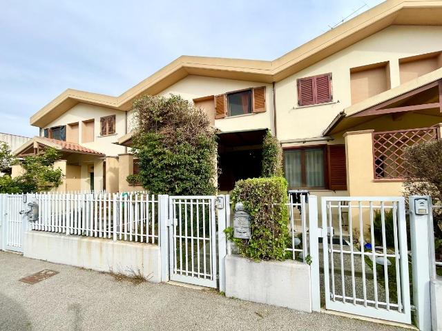 via Saragat PIZZETTI quadrilocale 76mq
