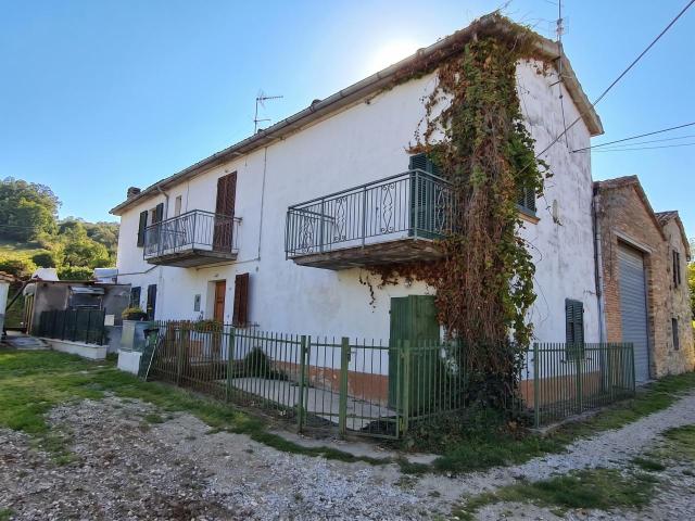 Via Sartiano quadrilocale 70mq