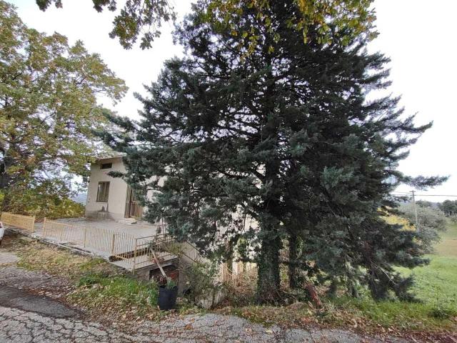 Via Sasso 12 200mq