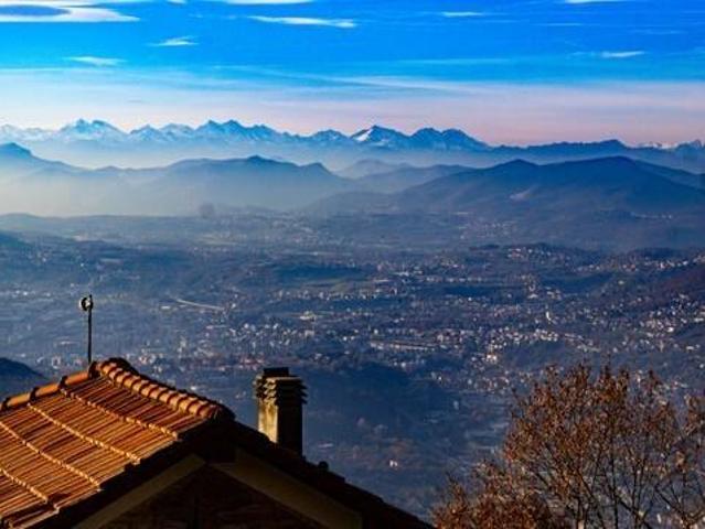 via Scalini 38 9 vani 250mq