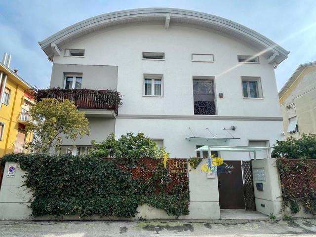 Via Scarabelli Zunti 21 monolocale 18mq