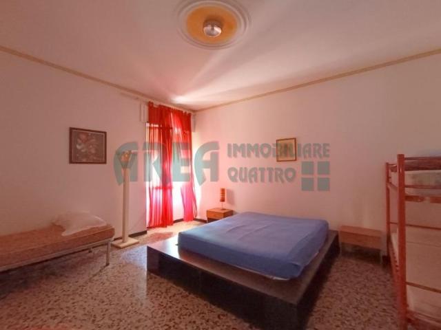 Via Scarincio 7 5 vani 126mq