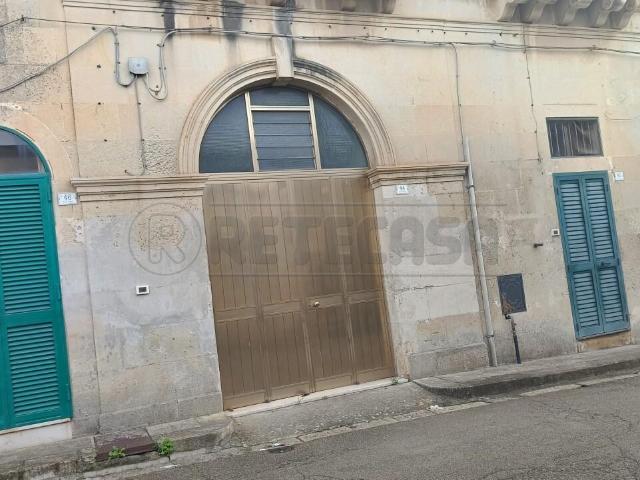 Via Scauro 42 trilocale 89mq
