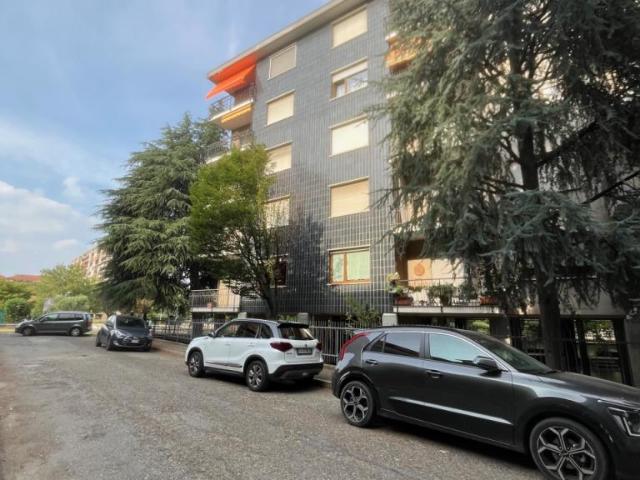 Via Severino Doppi 29 5 vani 101mq