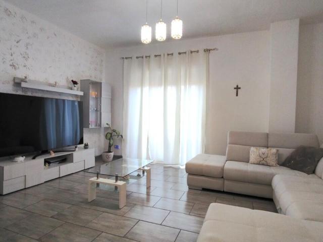 Via Serra Belvedere 9 quadrilocale 135mq