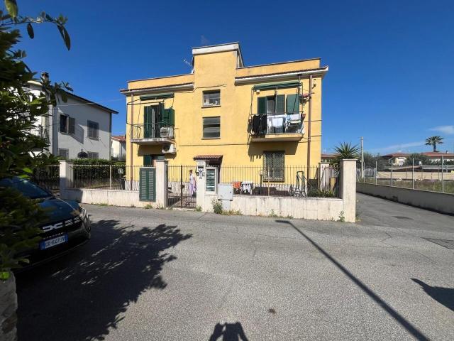 Via Servilia monolocale 40mq