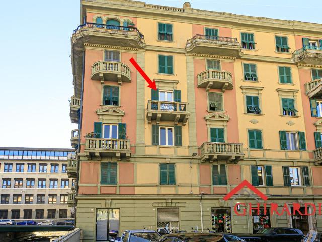 VIA SESTRI 2 7 vani 98mq