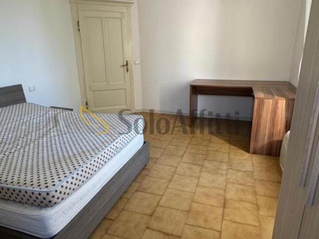Via Sicilia trilocale 75mq