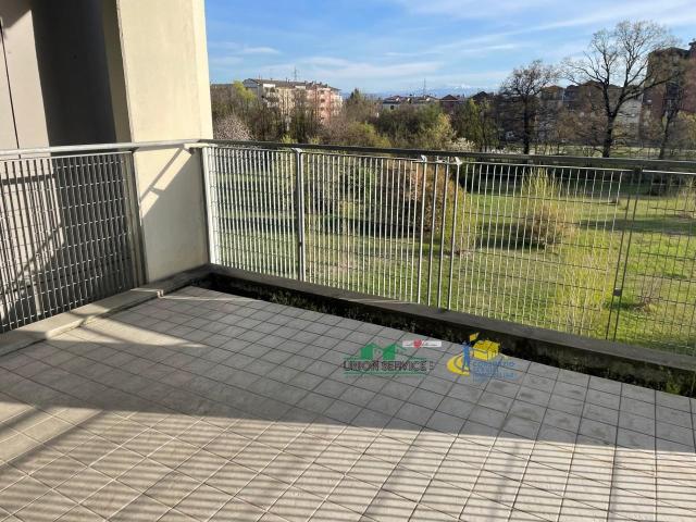 via sidoli bilocale 80mq