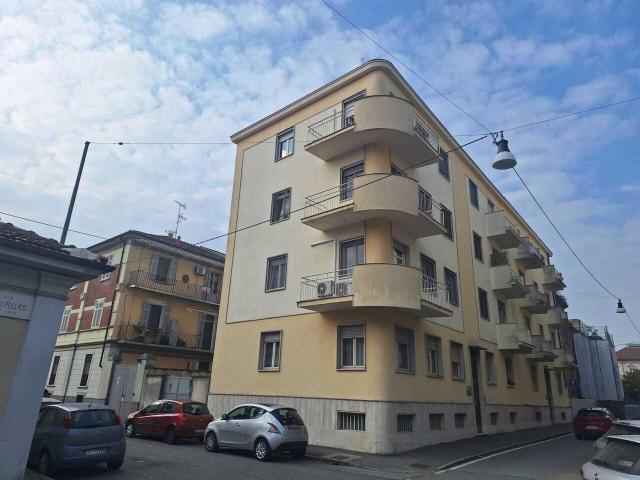 Via Silvio Pellico 4 bilocale 83mq