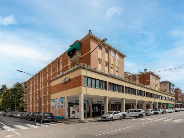 Via Stoppato 15 quadrilocale 78mq