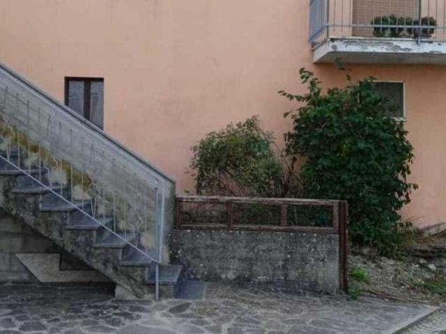 Via Strada per Soanne 99 6 vani 152mq