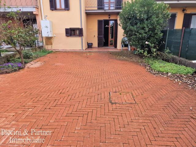 Via Stradone 6 vani 110mq