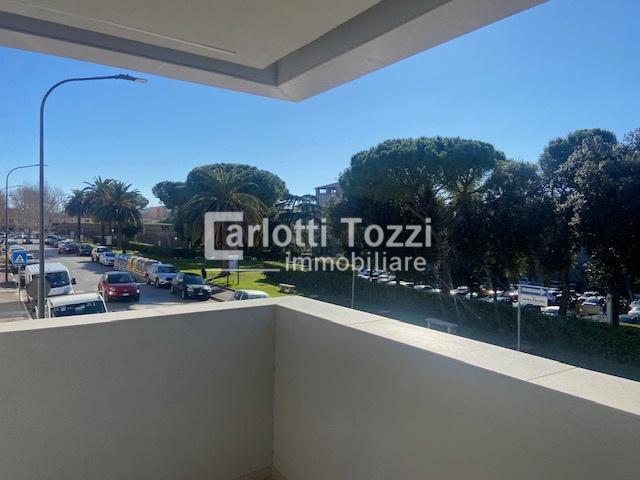 VIA PORCIATTI CENTRALE 5 vani 120mq