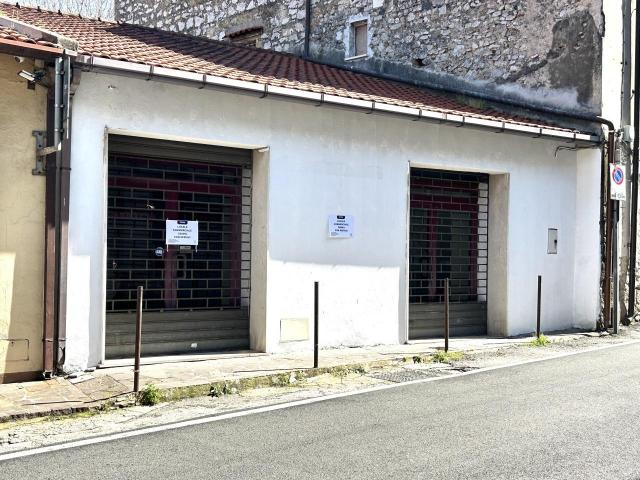 Via Porta Romana 5 7 180mq