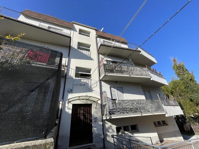 Via Pacchiarotti 4 7 vani 150mq