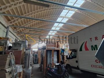 Via Padana Inferiore 54 quadrilocale 600mq