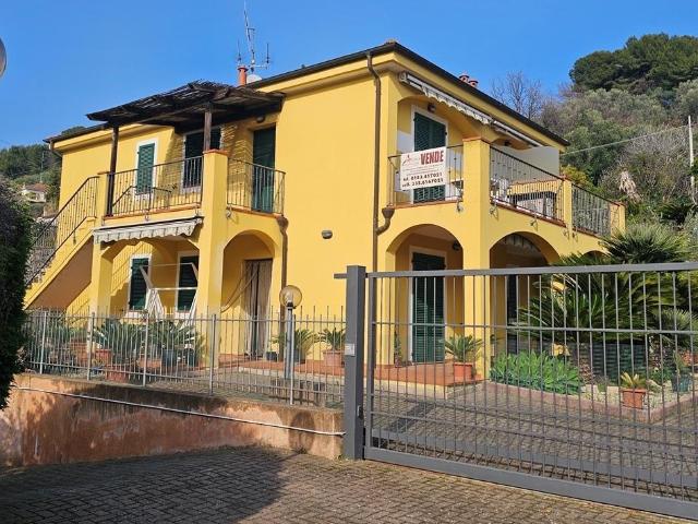 Via Pairola 44 trilocale 60mq