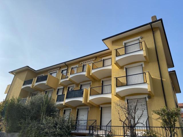 Via Pairola 5 bilocale 60mq