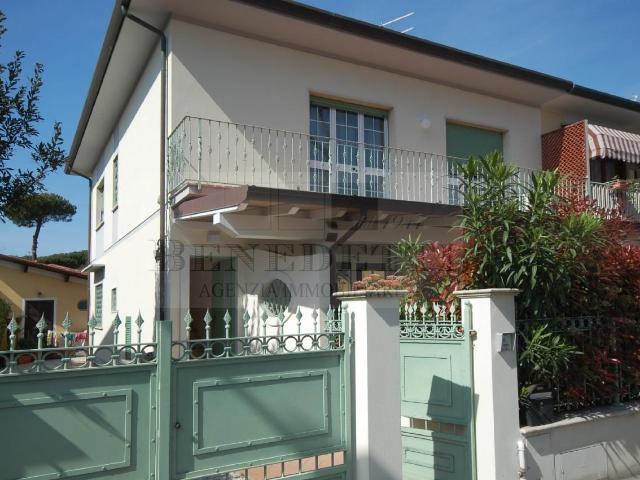Via Palestro 99 5 vani 100mq