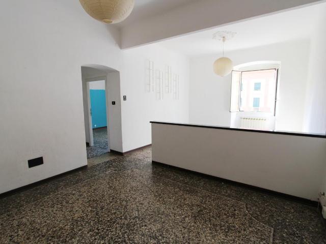 Via Palestro quadrilocale 95mq
