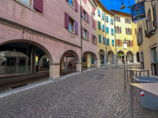 VIA PAOLO SARPI 3 monolocale 68mq