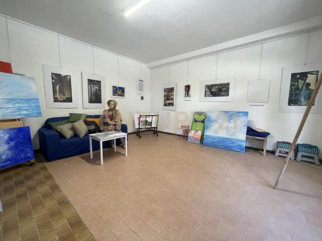 Via Paolieri 18 monolocale 40mq