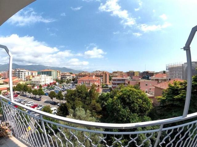 Via Papa Giovanni XXIII quadrilocale 92mq