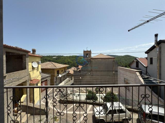 Via Partenope 17 quadrilocale 215mq