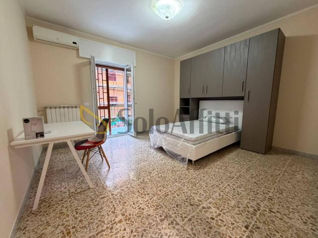 Via Pasquale Amato 24 quadrilocale 108mq