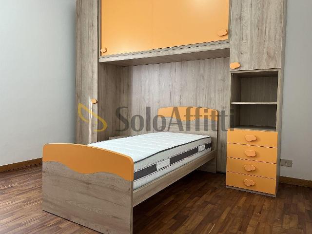 Via Pasquale del Giudice 20 5 vani 62mq