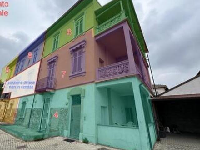 Via Piave 1 6 vani 144mq