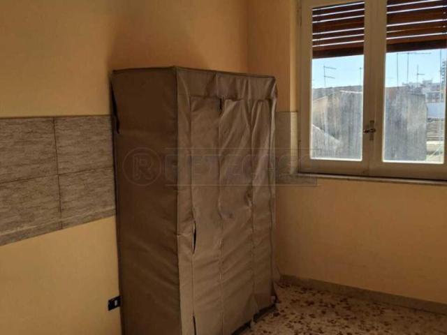 Via Piave 5 vani 110mq
