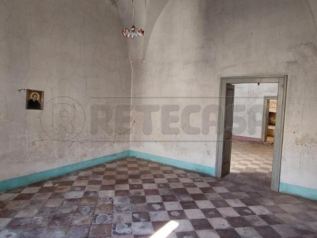 Via Piave 64 trilocale 60mq