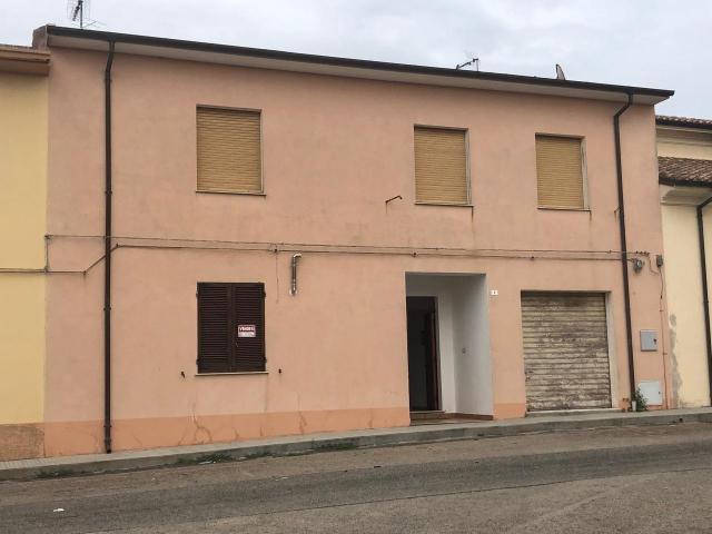 Via Piave 9 vani 240mq