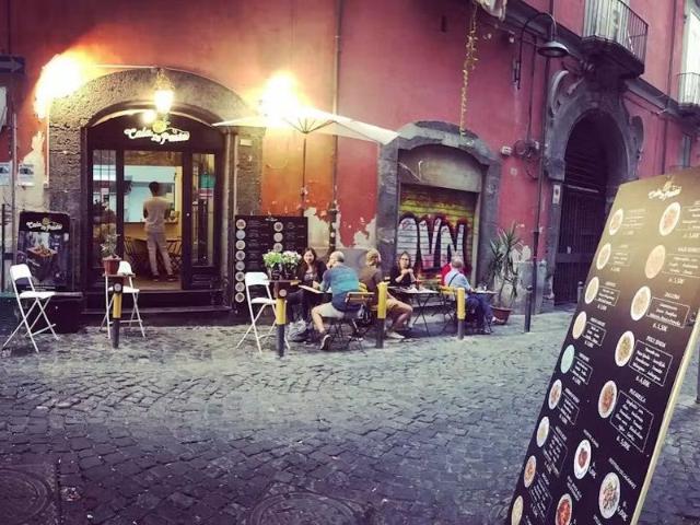 Via Pietro Trinchera, Naples, Campania 80139
