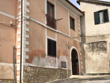 Via Pigne 11 bilocale 50mq