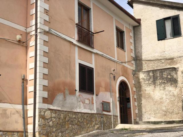 Via Pigne 11 bilocale 50mq