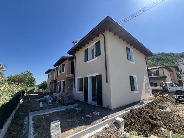 Via Prati di Soletto 5 vani 155mq