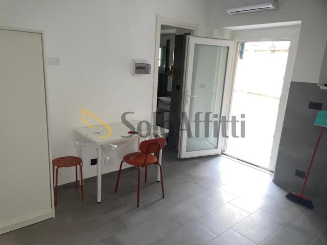 Via Principessa Clotilde monolocale 23mq