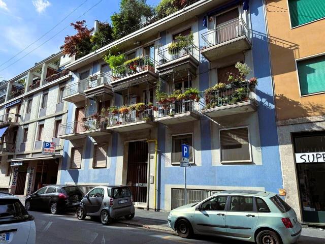 Via Privata degli Orombelli 13 trilocale 75mq