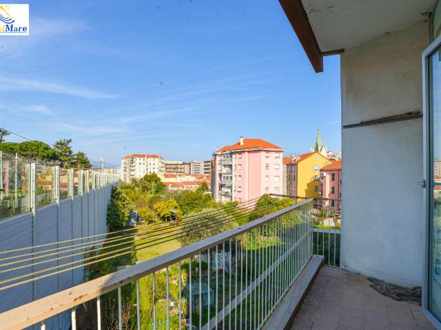 Via Quiliano 10 5 vani 93mq