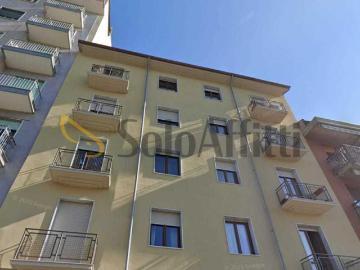 Via Rovereto 3 quadrilocale 100mq