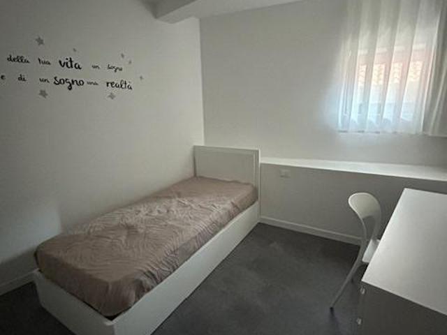 Via Roggiagrande 14 monolocale 12mq