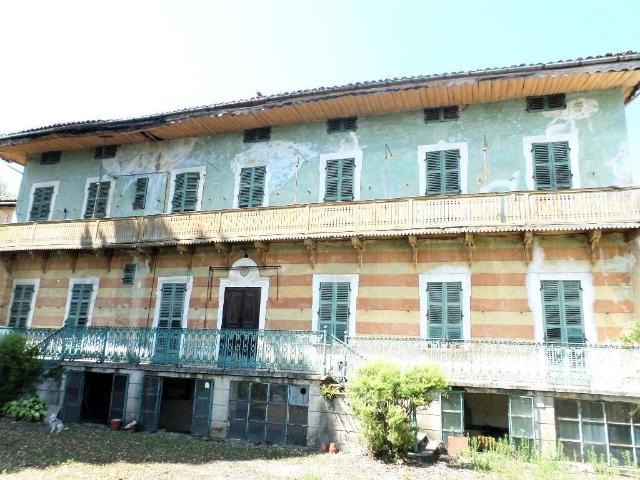 Via Roma 1 10 vani 600mq