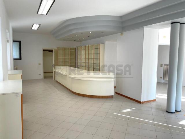 Via Roma 22 134mq