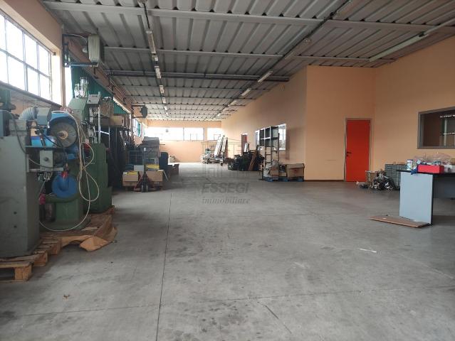 Via Roma, Porcari 121 8 vani 600mq
