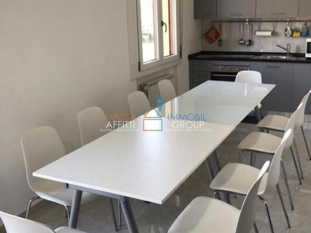 Via Ronchi 154 7 vani 151mq