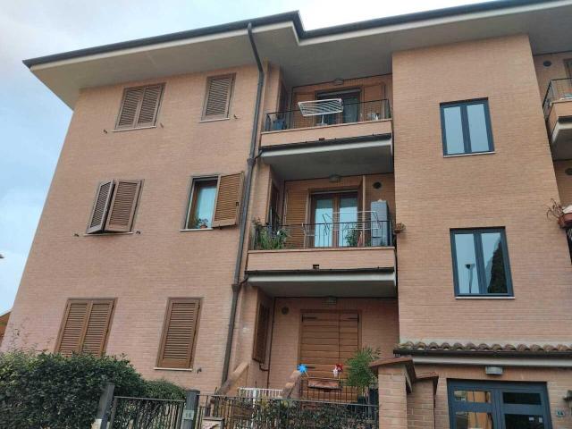 via rossini quadrilocale 65mq